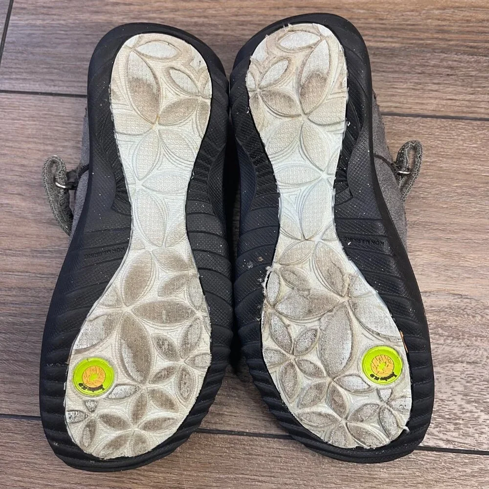 Jambu Greenwich Mary Jane Shoes Girls‎ Size 1M Gray Vegan Leather Cut Out Floral
